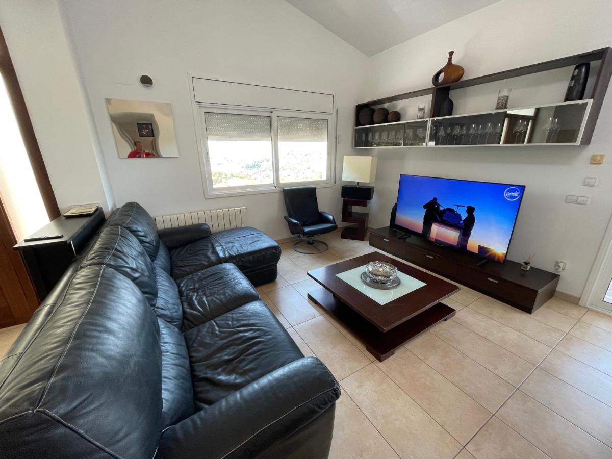 Villa For 2 Families 布拉内斯 外观 照片